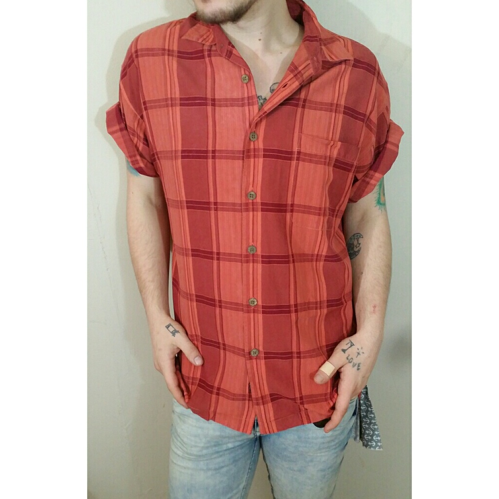 Tommy Bahama silk plaid short sleeve shirt